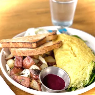 Wild Mushroom &amp; Asparagus Omelette w/ Sourdough Bread