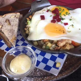 Pytt I Pann (Meat or Veggie)