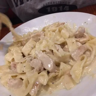 Fettuccini Alfredo