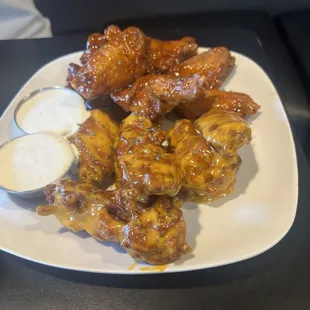 Traditional Wings with sweet chip and barrel sauce.
