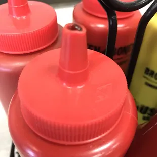 Check the plug in this top.  It may end up on your shirt