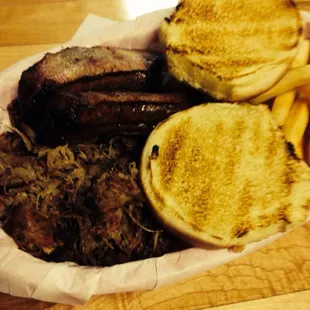 The two meat basket with pulled pork and ribs.