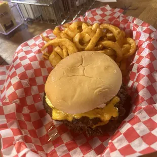 Smashburger and curly froes