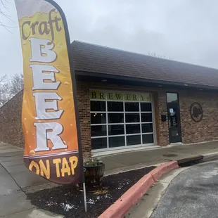 Broken Hatchet Brewing