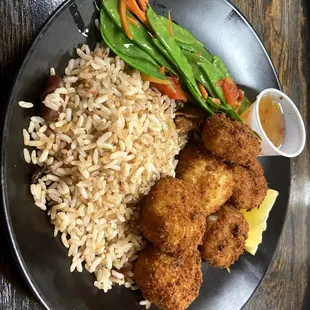 Coconut shrimp and fried scallop dinners