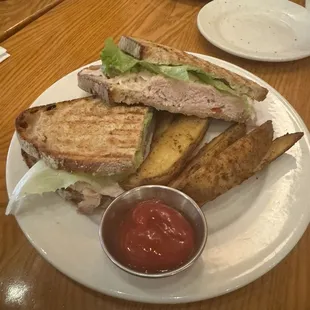 Smoked Turkey Sandwich