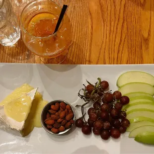 Brie Plate
