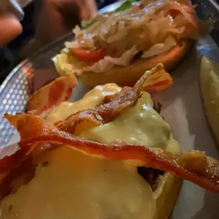 Broken spoke cheese burger