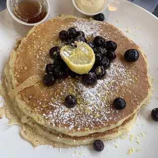 Short Stack Pancakes (2)