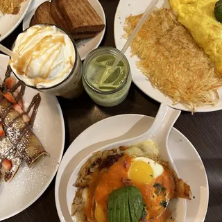 Iced Matcha Green Tea Latte