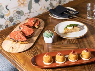 Vida Tapas Y Cocteles