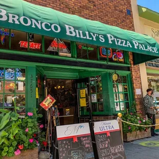 Bronco Billy's Pizza Parlor in historic Niles Town!