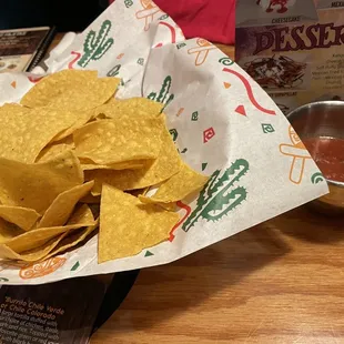 salsa and chips