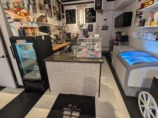 The Gift Box Flower Shoppe