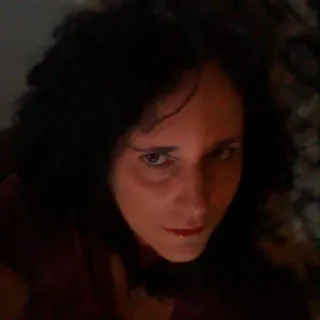 Sara F.