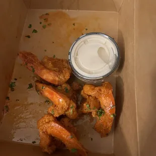 Buffalo shrimp- rubbery and only received 4 pieces, definitely not worth the price