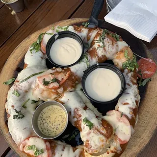 Caprese Pretzel.