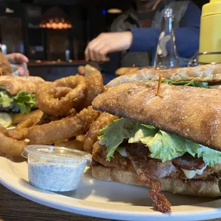 Chicken The Chicken / Bacon / Swiss