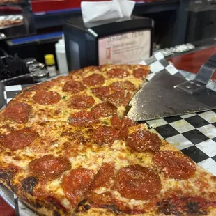 Pepperoni Pizza Large