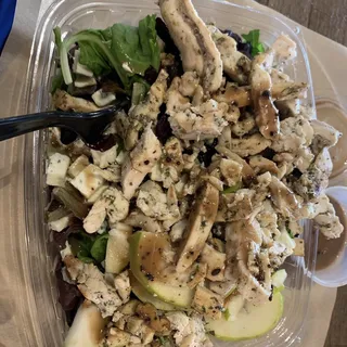 Pear and Gorgonzola Chicken Salad