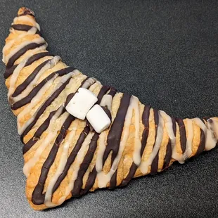 03/30/23 The S&apos;mores Turnover