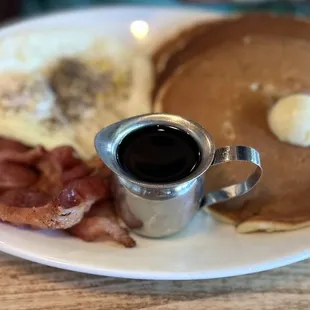 Pancakes with all the fixings