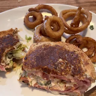 Sams Melt Sandwich Lunch