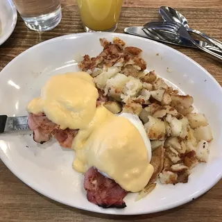 "Mr. M's" Eggs Benedict