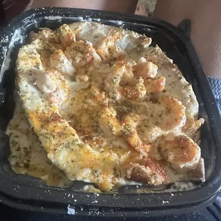 Alfredo potatoe with shrimp and Cajun  seasoning