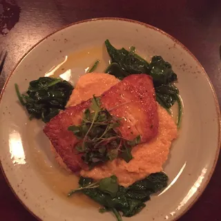 Seared Salmon and Grits