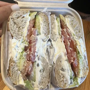 Williamsburg - lox, cream cheese, onion, tomato