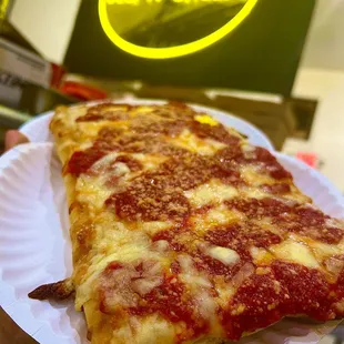 food, pizza