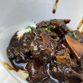 Oxtail and Grits