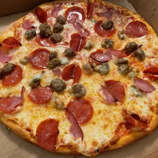 The Meat Works! Good pizza!