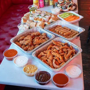 chicken wings and fried chicken, food