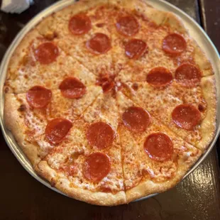 Pepperoni pizza 14&quot;