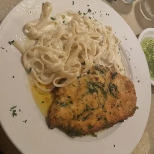 Pollo con Basilico. Fettuccine Alfredo. Really fuck in g good.   I normally will pass on chicken at restaurants.  Not here man!!!