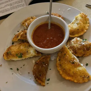 Fried ravioli meat and cheese
