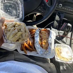 Side of Rasta Pasta, Shrimp Po Boy w/ Fresh Cut Fries &amp; Banana Pudding