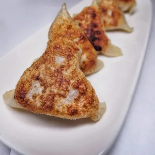 Philly Cheesesteak Dumplings