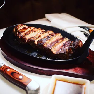 Emperor's Prime Dry Aged NY Strip Salad