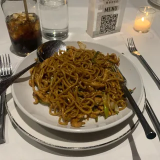 Chicken Flat Noodles With Bean Sprouts