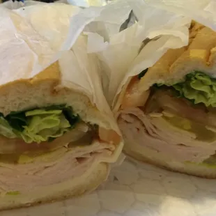 January 23 2016 (in the middle of the snowstorm); Turkey, provolone, lettuce, tomatoes, mayo, pickles ($6).
