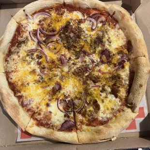 "American Cheeseburger Pizza"