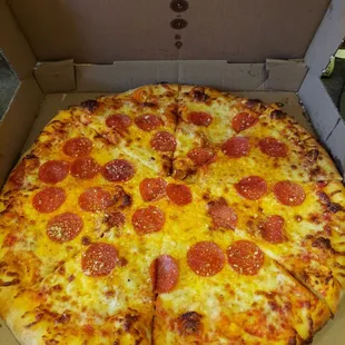 Pepperoni pizza