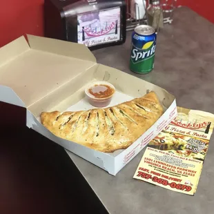 As always, the most beautiful, and delicious, calzones and Strombolis .