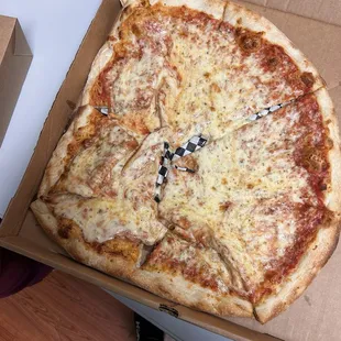 Cheese pizza