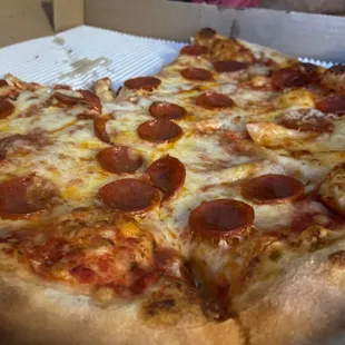 food, pizza