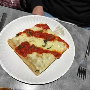 Nonna's Pizza
