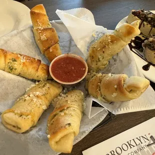 Garlic Knots